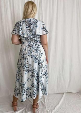 Красивое женское платье а-силуэта с узором большого размера3 фото