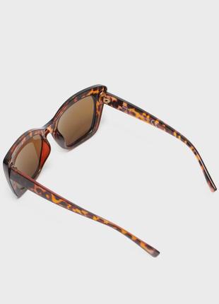 Женские имиджевые солнцезащитные очки house brand леопард2 фото
