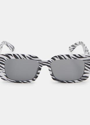 Женские имиджевые солнцезащитные очки sinsay зебра2 фото