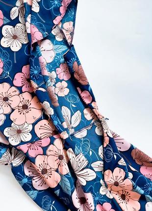 Нова жіноча легка синя сукня міді з принтом квітів від бренду george. сток5 фото