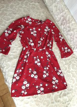 Платье с красивым принтом от h&m