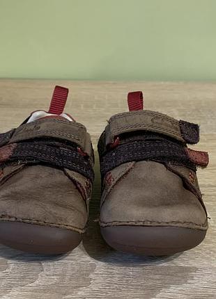 Детские кроссовки clarks