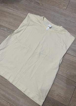 Футболка топ без плеч с подплечниками h&m