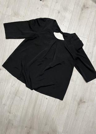 Черная блузка