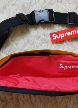 Нова !!!
сумка бананка, кросс боди, через плечо, спортивная supreme.
браслет в подарок3 фото