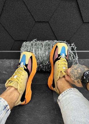 Мужские кроссовки в стиле yeezy boost 700 yellow orange2 фото