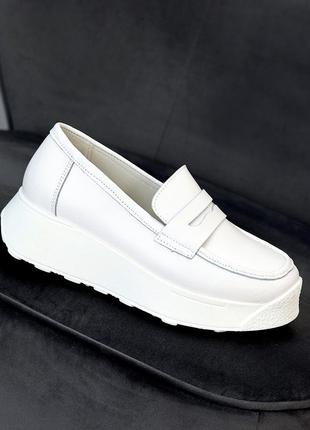 Молодежные белые кожаные женские туфли лоферы натуральная кожа флотар6 фото