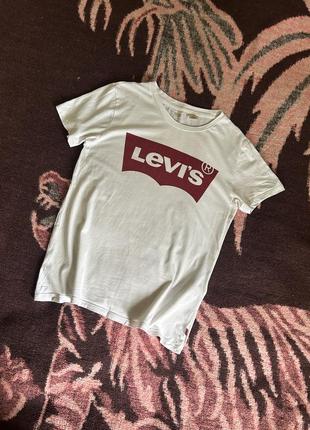 Levis футболка жіноча оригінал б у2 фото