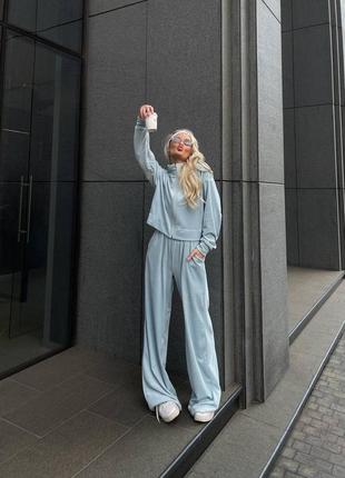 Невероятный женский плюшевый костюм кофта + брюки свободный тренд 20235 фото
