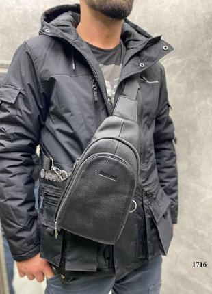 Кожаная мужская однолямочная сумка черная слинг, кобура
