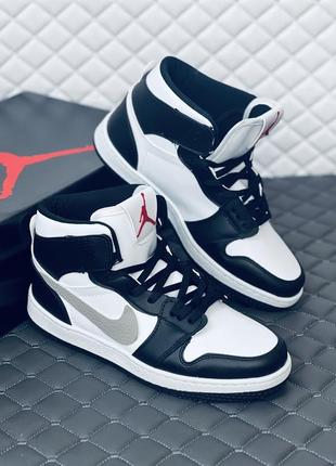 Кросівки чоловічі nike air retro jordan 1 кросовки нацк джордан