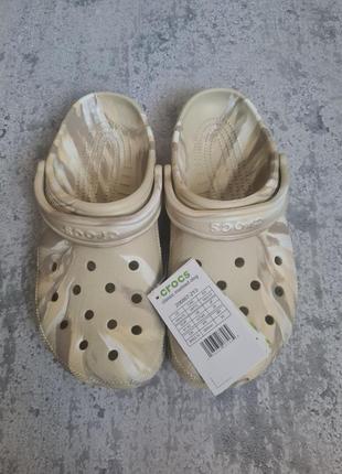 Crocs classic marbled clog, 100% оригинал9 фото