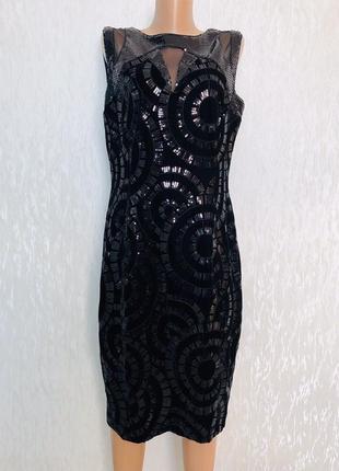 Дорогое фирменное платье бархат в паетках