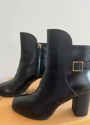 Tod's leather ankle boots кожаные ботинки сапожки tods оригинал итальялия4 фото