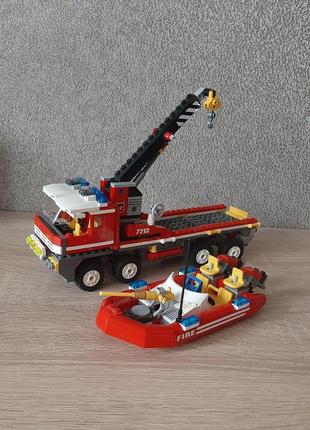 Набір lego 7213 пожежний автомобіль і катер