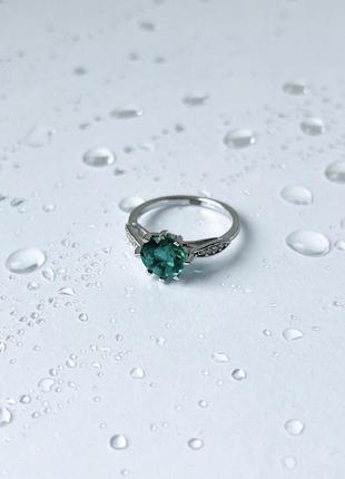 Серебряное кольцо komilfo с аквамарином nano 1.647ct, фианитами, вес изделия 2,56 гр (2143192) 18 размер