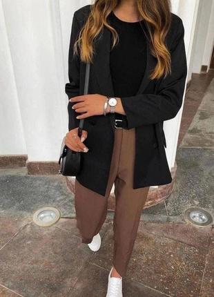 Женские укороченные брюки со стрелками