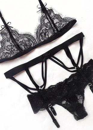 Белье ручной работы/ пояс для чулок