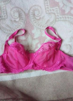 Бюстгалтер малиновый 85с