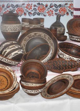 Набір посуду з червоної глини