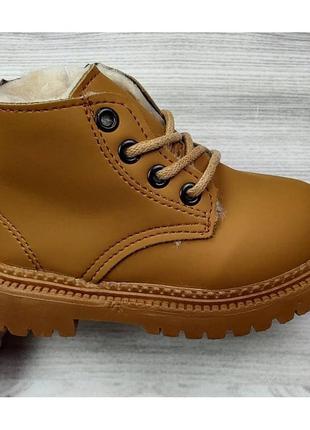 Черевички дитячі зимові з хутром like timberland коричневі4 фото