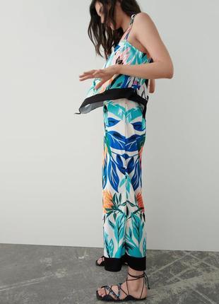 Широкие брюки с тропическим принтом zara4 фото