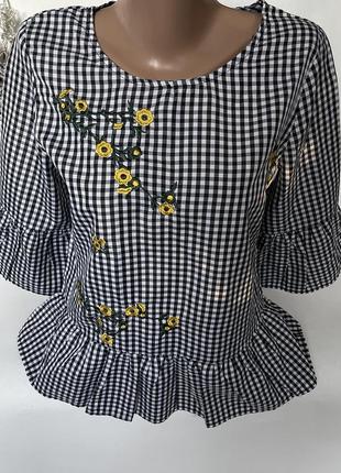 Шикарная рубашка в клетку с вышивкой