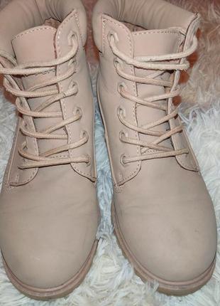 Нюдовое женские ботинки ,сапожки ,осень,36, 23 см2 фото