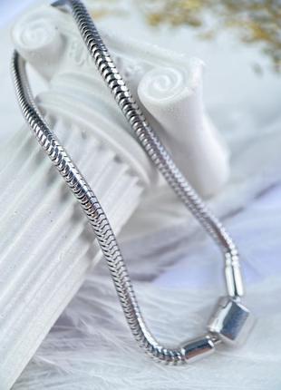 Стильный женский серебряный  браслет на застежке pandora снейк,тонда, 925 проба