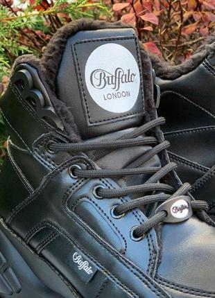 Buffalo classic hight black leather зимние черные кроссовки на массивной подошве2 фото