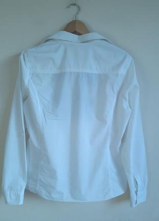 Белая блузка с узором2 фото