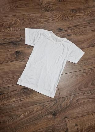 Новая белая футболка на 134см