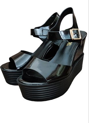 Босоножки 38р 24,5 см стелька 👠💄👒