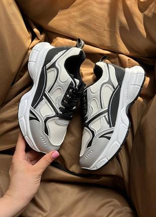 Кросівки кроссовки жіночі