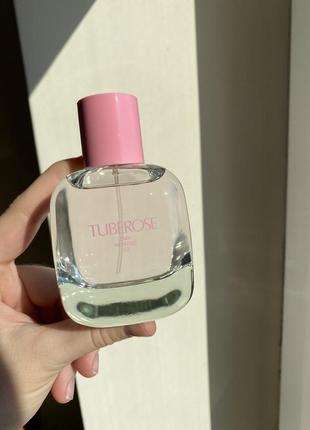 Женский парфюм tuberose