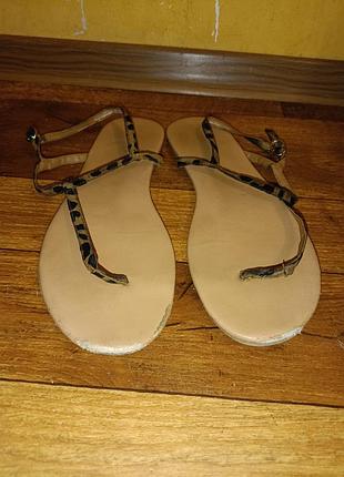 В'єтнамки босоніжки