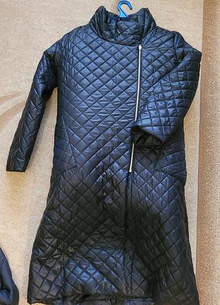 Продам демісезонне пальто