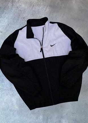 Чоловіча чорно-біла вітрівка nike