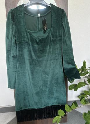 Изумрудное велюровое платье, платье с бахрамой по фигуре