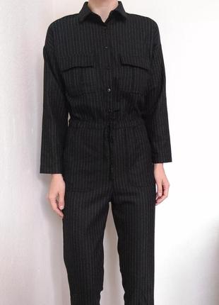Черный брючный комбенизон в полоску вискоза