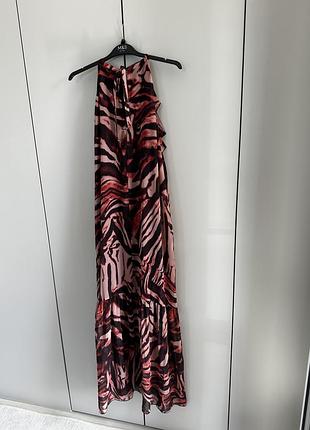 Шикарне довге плаття на підкладці guess