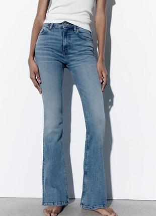 Расклешенные джинсы с высокой посадкой zara, 42р, оригинал
