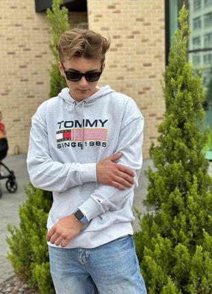 Оригинальный  ⁇  худи Tommy jeans размер м,л 💡