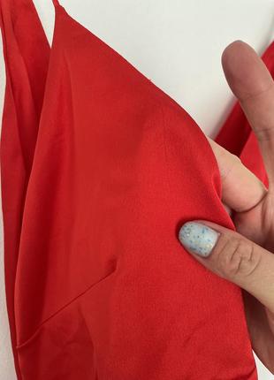 Красное атласное платье макси на бретелях с драпировкой asos edition9 фото