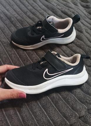 Кросівки nike