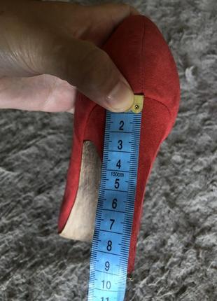 Красные замшевые туфли 39 размер7 фото