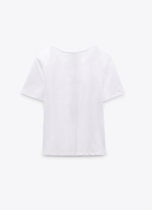 Белая футболка с принтом от zara размер: s. подойдет на м2 фото