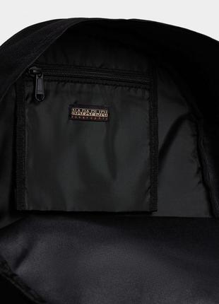 Чорний рюкзак napapijri / оригінальний аксесуар4 фото
