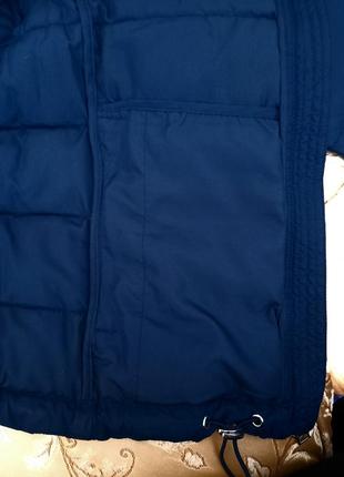Демисезонная женская маленькая темно-синяя короткая&nbsp; куртка bershka.6 фото