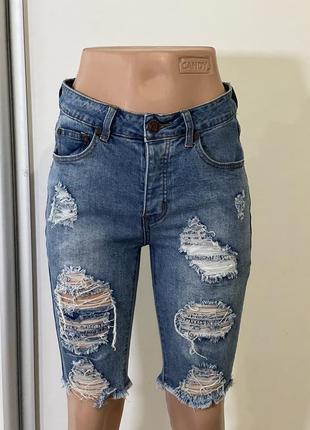 Актуальные джинсовые шорты с потертостями No4198 фото